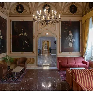 Hotell Phi Canalgrande, Modena